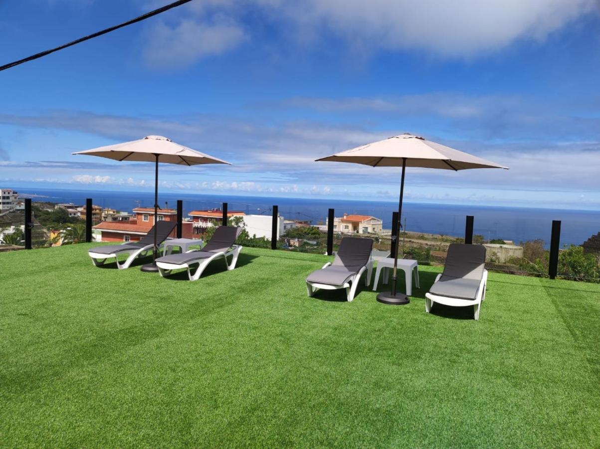 Casa Piramide 3. Terraza Wifi Y Parking Privado Ferienhaus